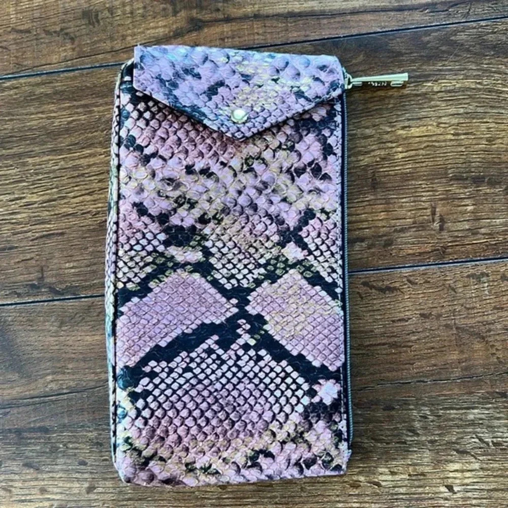 Estée Lauder pouch​